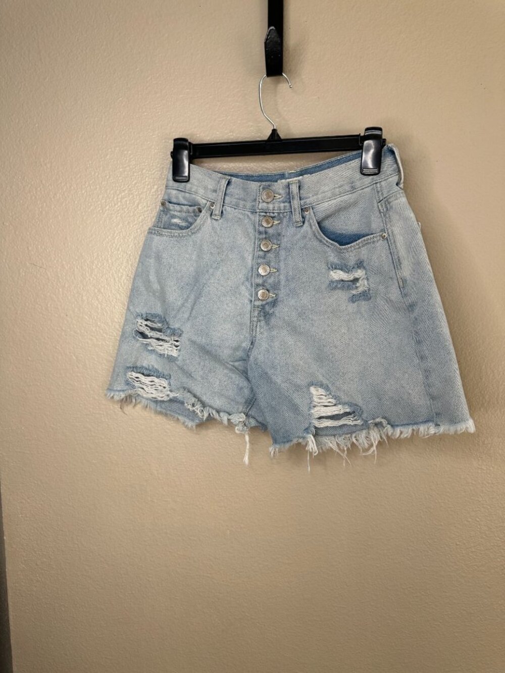 Forever 21 Womens Distressed Denim High-Waisted Button Fly Shorts 27 cotton